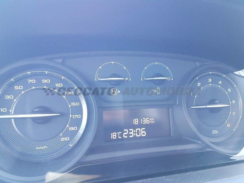 Lancia Ypsilon Ypsilon 1.0 firefly hybrid Platino s&s 70cv
