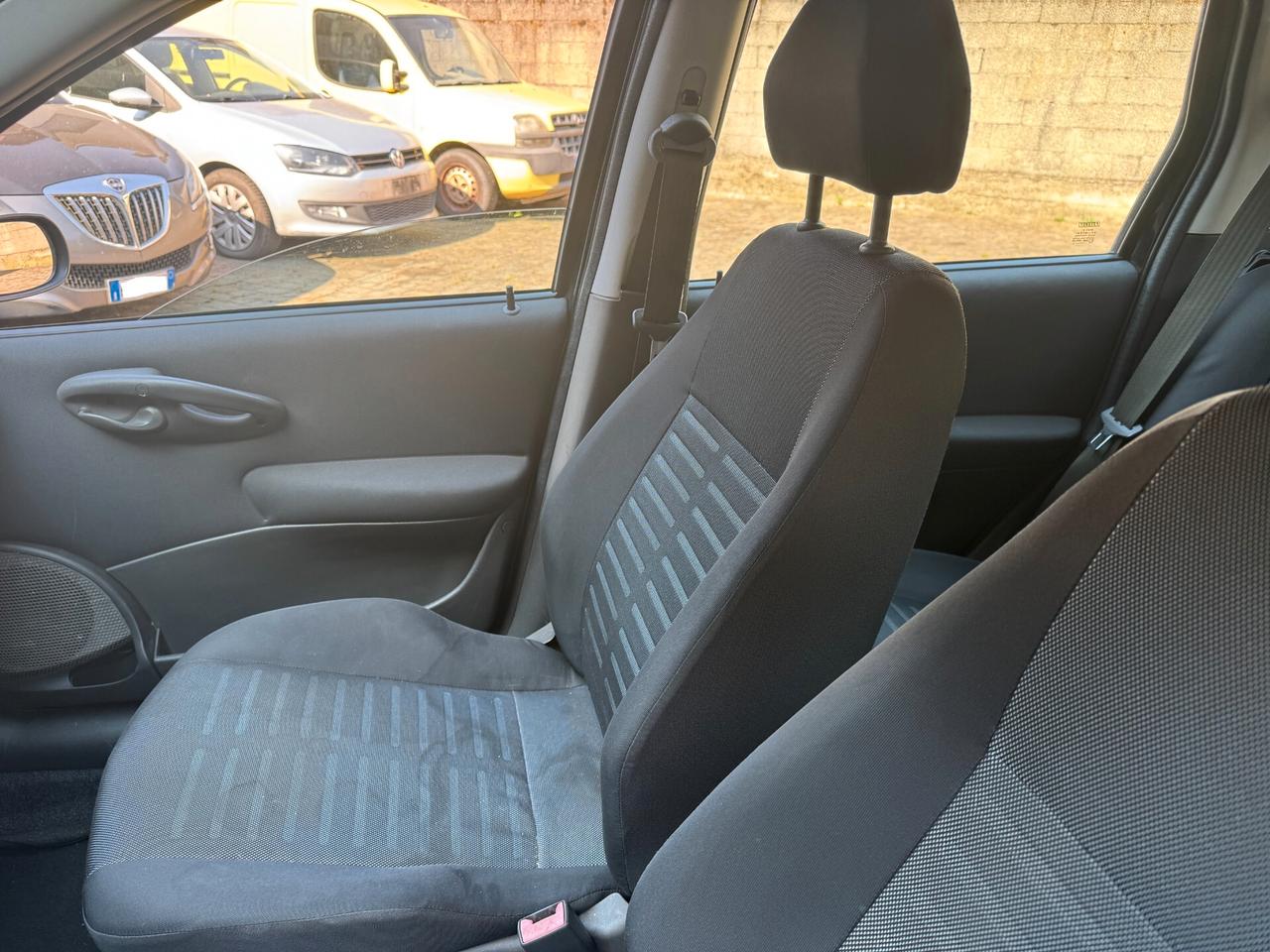 Fiat Punto Classic 1.2 5 porte Natural Power Active NEOPATENTATI