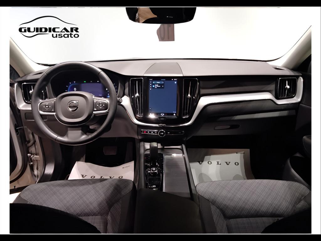 VOLVO XC60 II 2022 - XC60 2.0 b4 Core auto