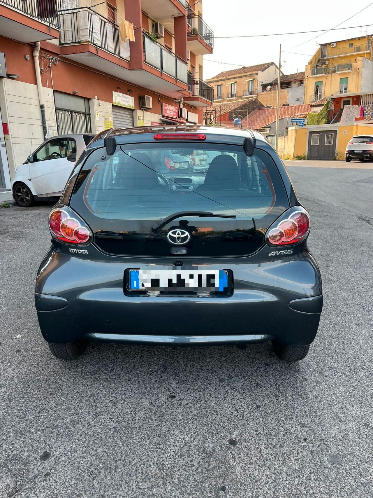 Toyota Aygo 1.0 benzina