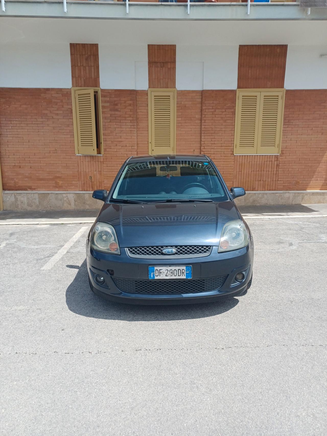 Ford Fiesta 1.4 TDCi 5p. Ghia