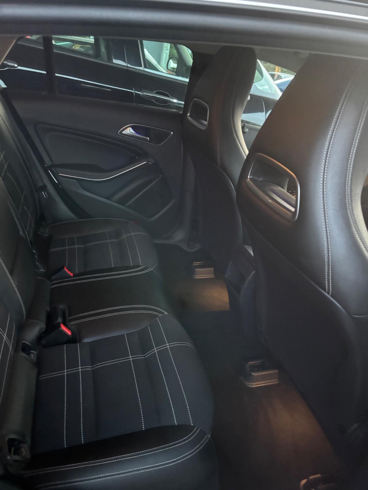 Mercedes-benz CLA 220 d S.W. Automatic Premium export commercianti