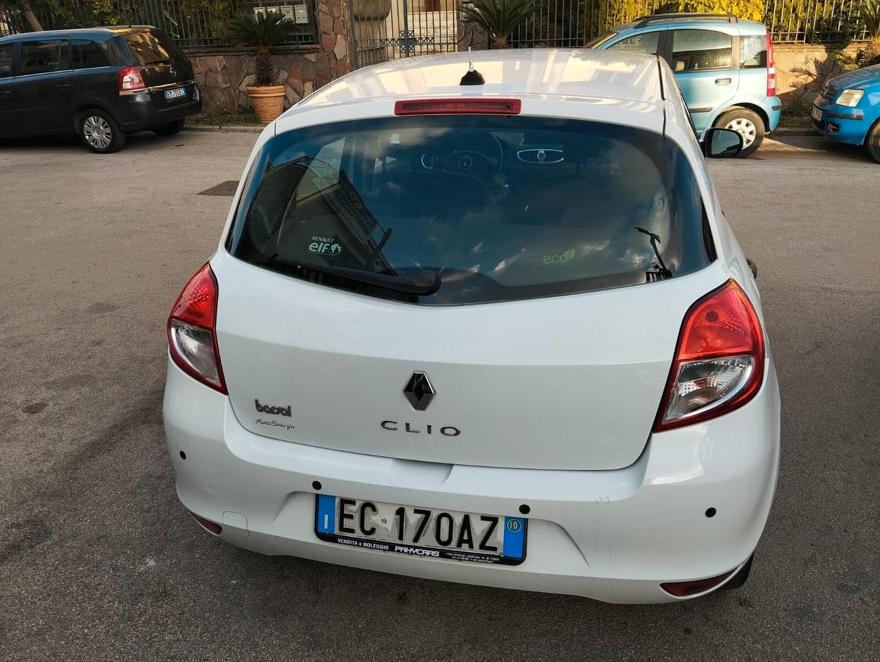 Renault Clio 1.2 16V 5P GPL DYNAMIQUE