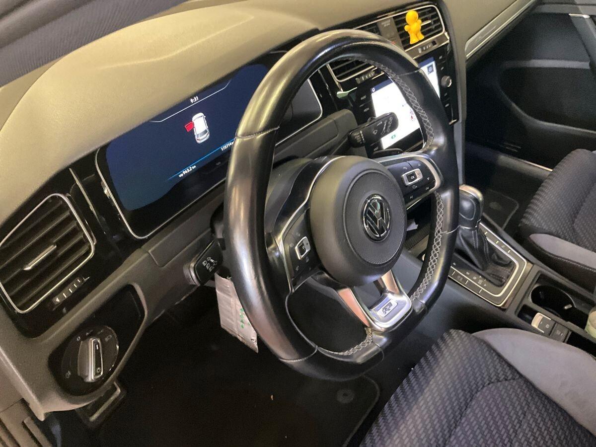 Volkswagen Golf 1.6 TDI 115 CV DSG r-line Sport 2018
