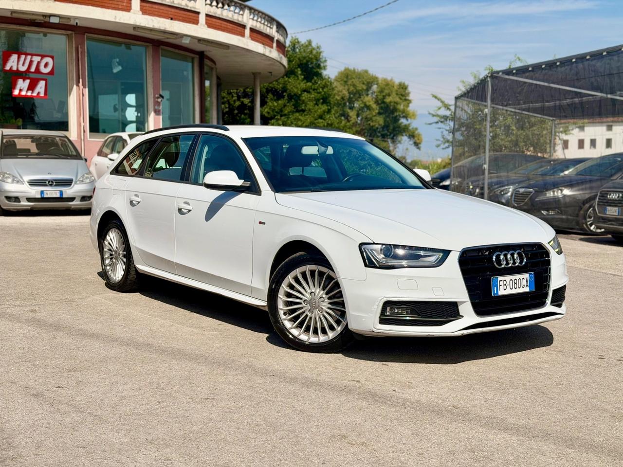 Audi A4 Avant 2.0 TDI 2015 S-LINE diesel multitronic GARANZIA 12 mesi !