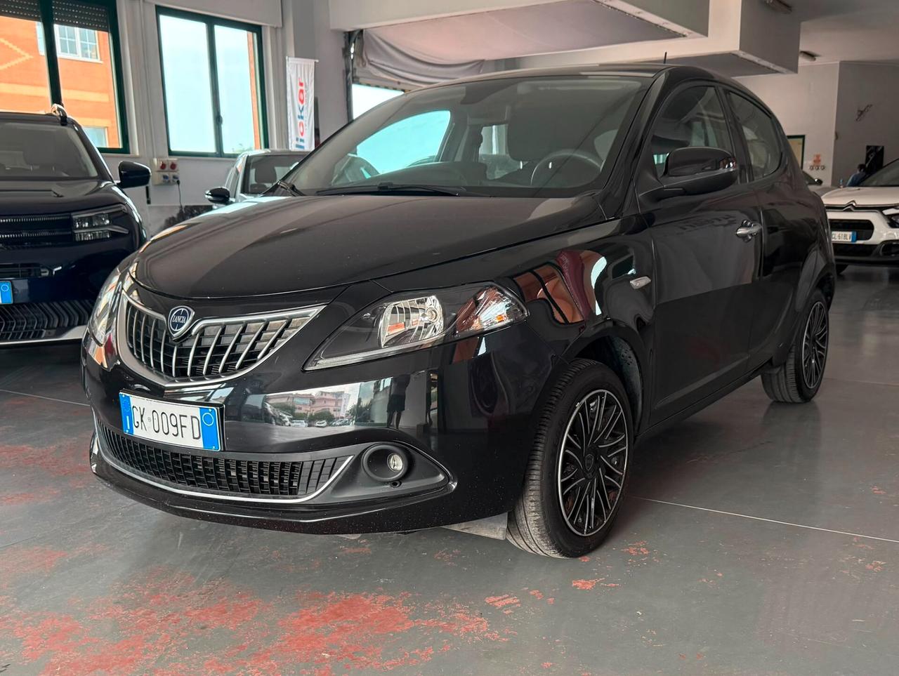 Lancia Ypsilon 1.0 FireFly 5 porte S&S Hybrid Gold