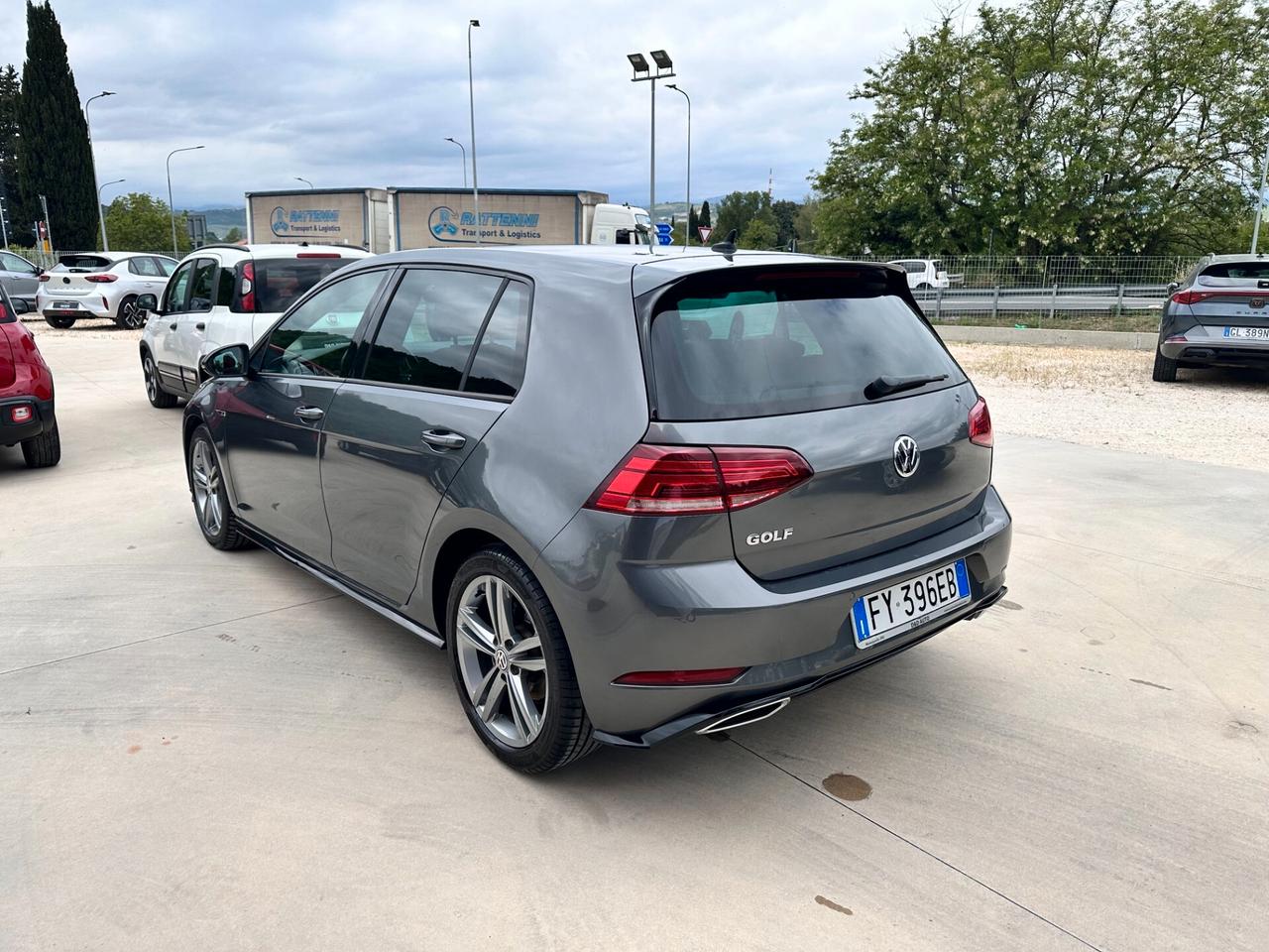 Volkswagen Golf 1.6 TDI 115 CV R-LINE