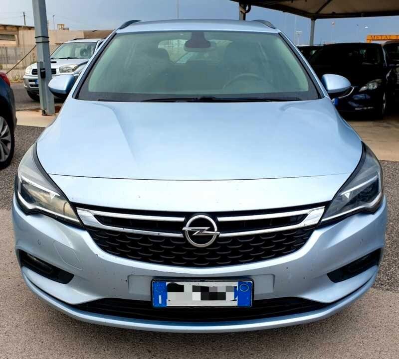 Opel Astra 1.6 CDTi 110CV - PARI AL NUOVO - FULL -