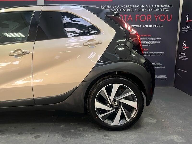 Toyota Aygo X 1.0B (72 CV) Lounge S-CVT