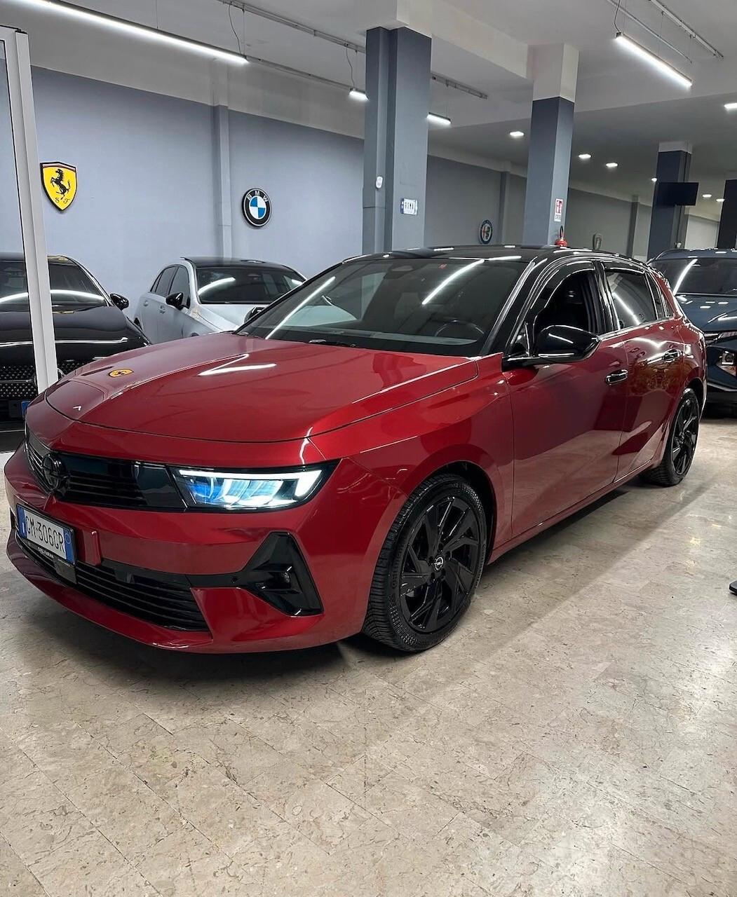 Opel Astra 1.2 Turbo 130 CV Edition