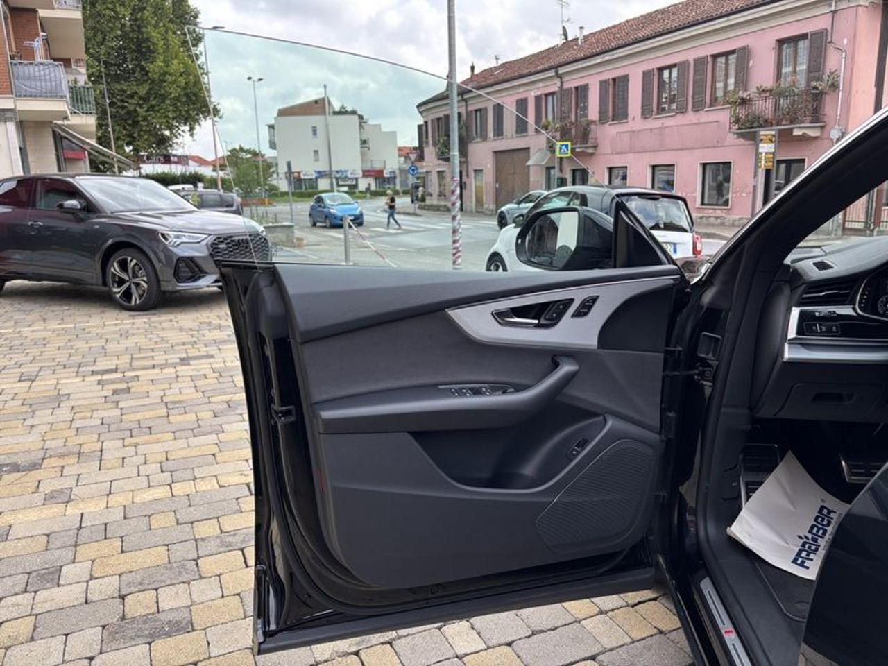 Audi Q8 SUV 50 TDI 286 CV quattro tiptronic S line edition