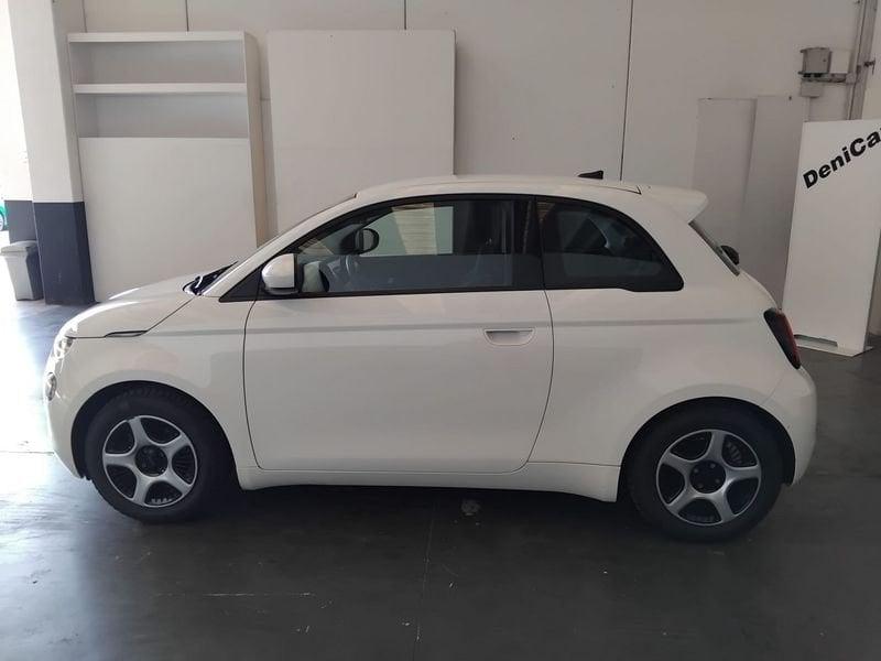 FIAT 500 500e Berlina 42 kWh Passion