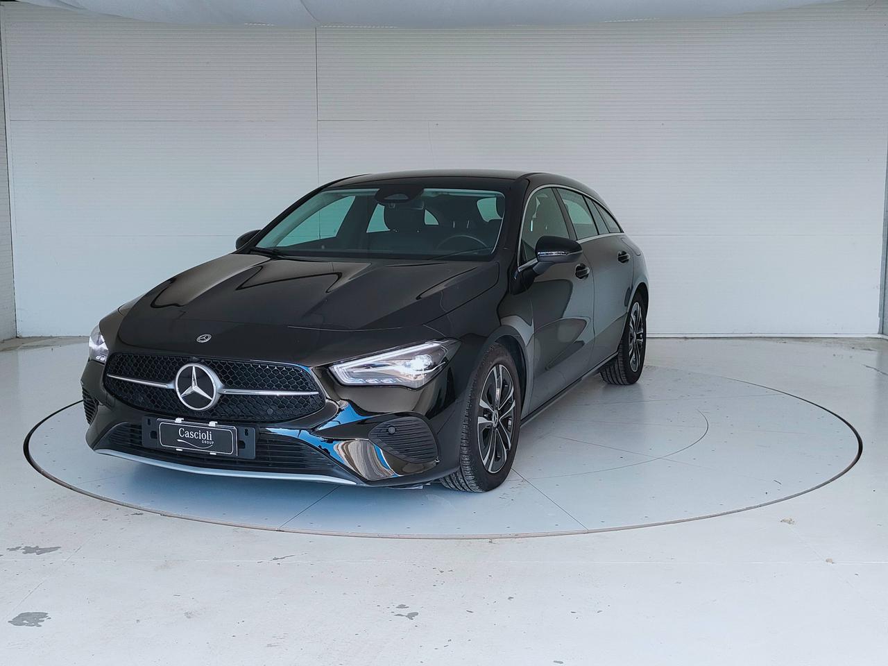 Mercedes-Benz CLA Sh.Brake - X118 2023 - CLA Shooting Brake 180 d Advanced auto