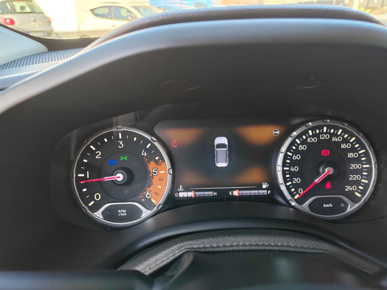 Jeep Renegade Limited 1600 CC 120 CV C. Manaule