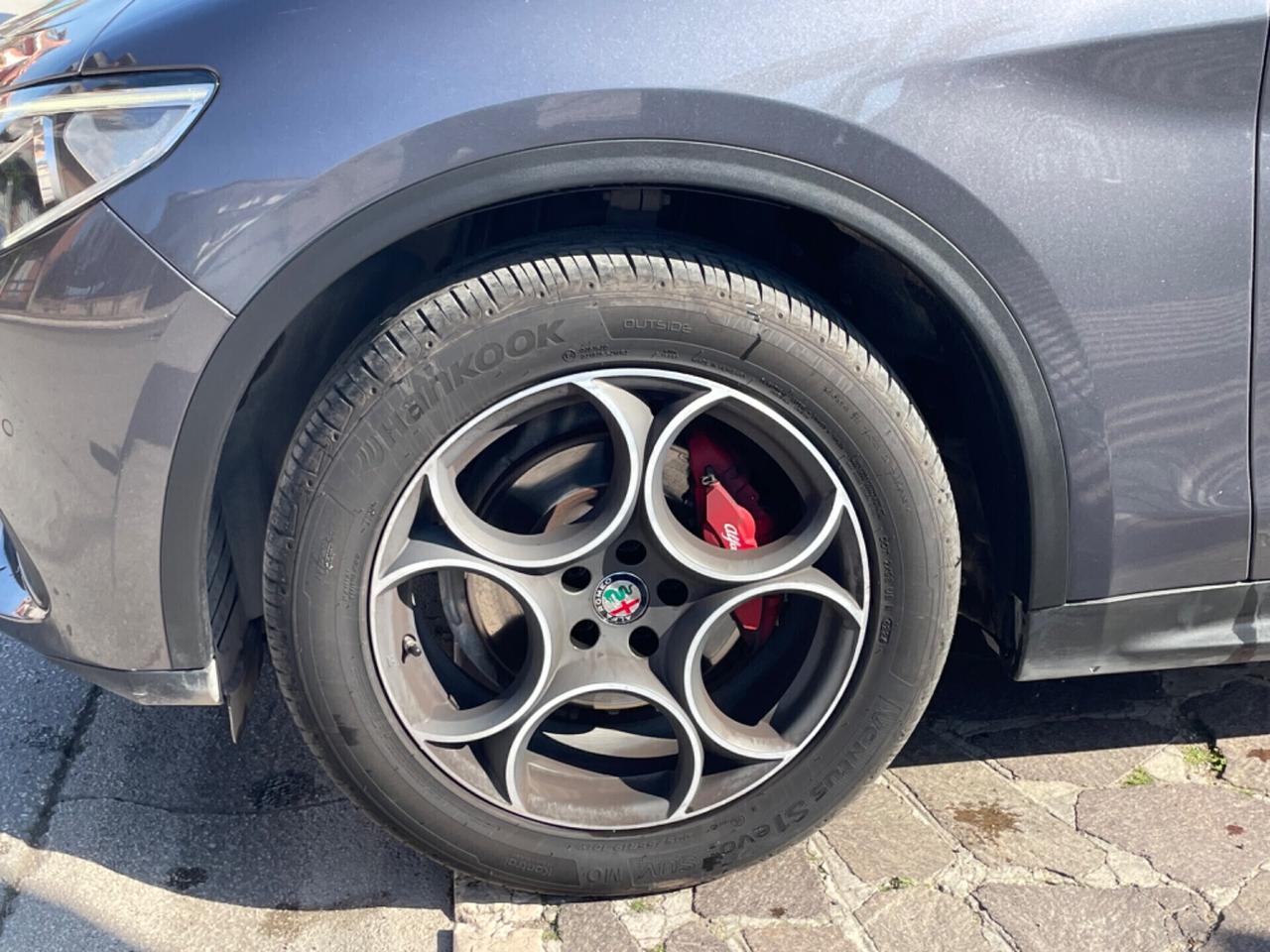 Alfa Romeo Stelvio 2.2 Turbodiesel 210 CV AT8 Q4 Executive