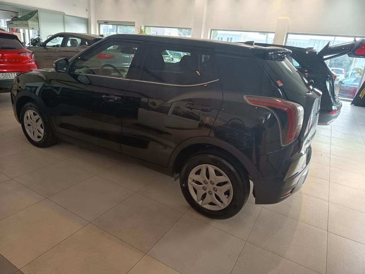 Kgm Tivoli SSANG YONG 1.5 BENZINA KM ZERO