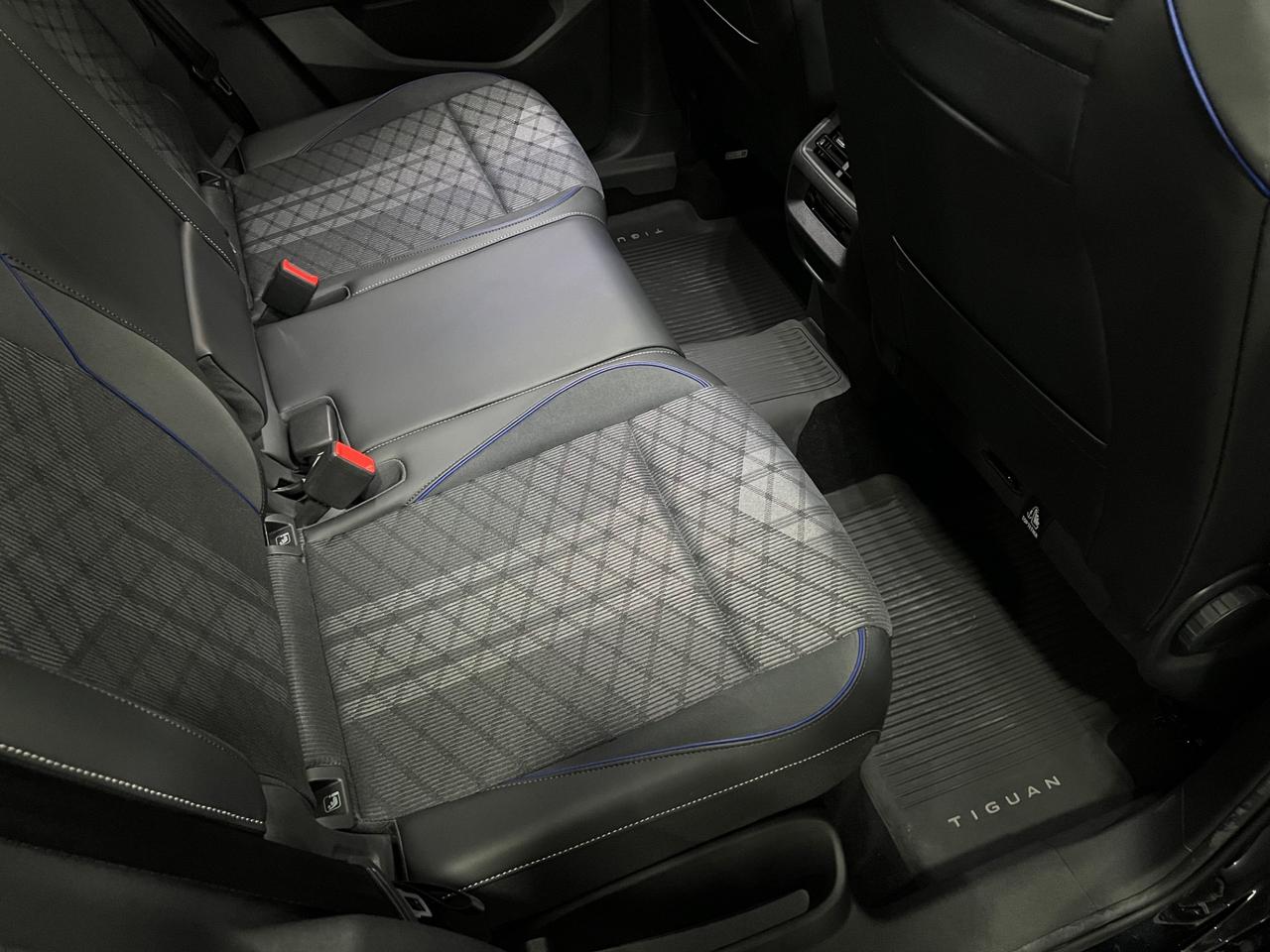 VOLKSWAGEN Tiguan 2.0 TDI DSG R-Line Plus 150 cv