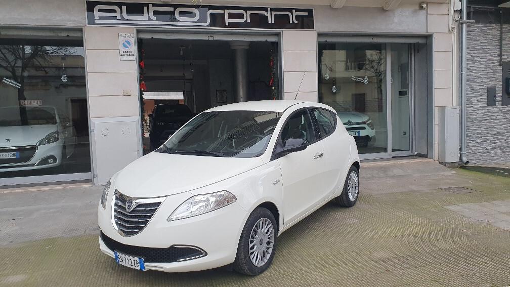 Lancia Ypsilon 1.3 MJT 16V 95 CV 5 porte S&S Gold" Bella"