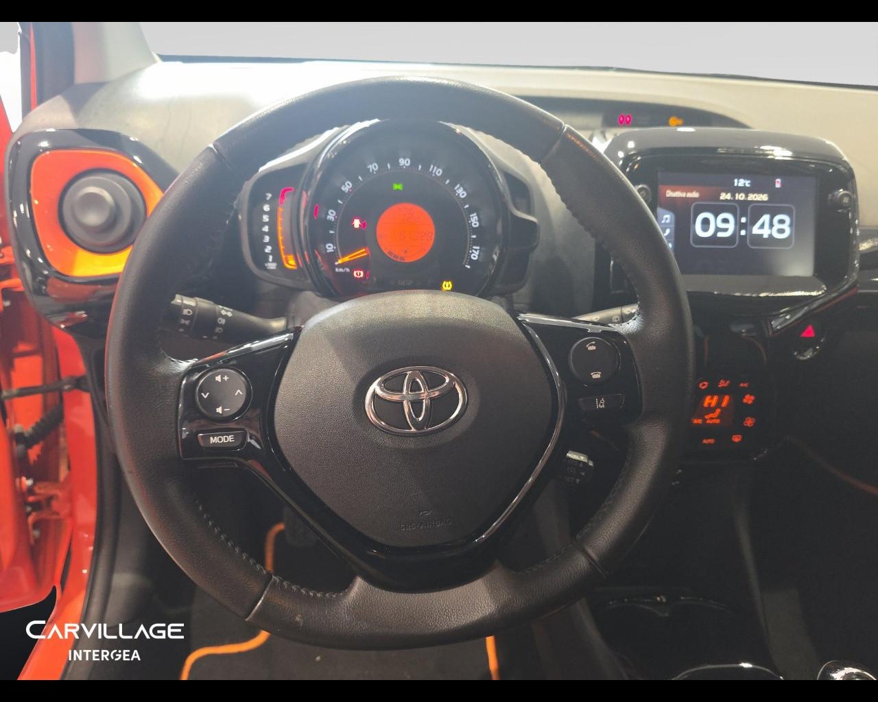 TOYOTA Aygo 5p 1.0 x-wave Orange 72cv