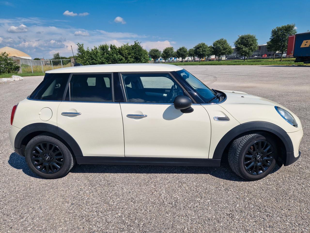 Mini One D BUSINESS XL F55