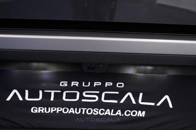 PEUGEOT 3008 Hybrid 145cv e-DCS6 Allure #Panoramic #Navigation