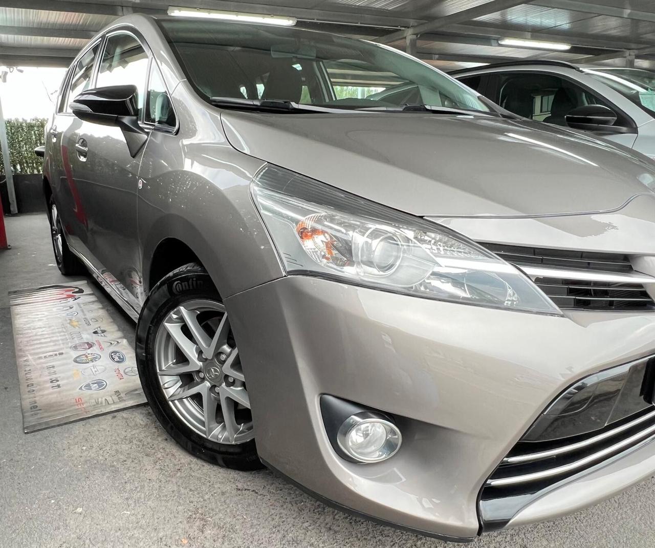 Toyota Verso 1.6 D-4D Style 115cv 2015