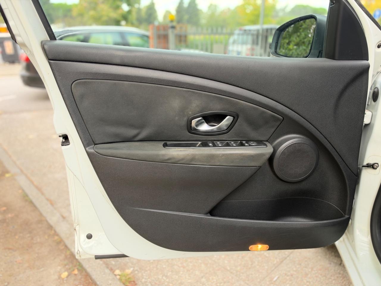 Renault Mégane 1.5 dCi 110CV SporTour Attractive