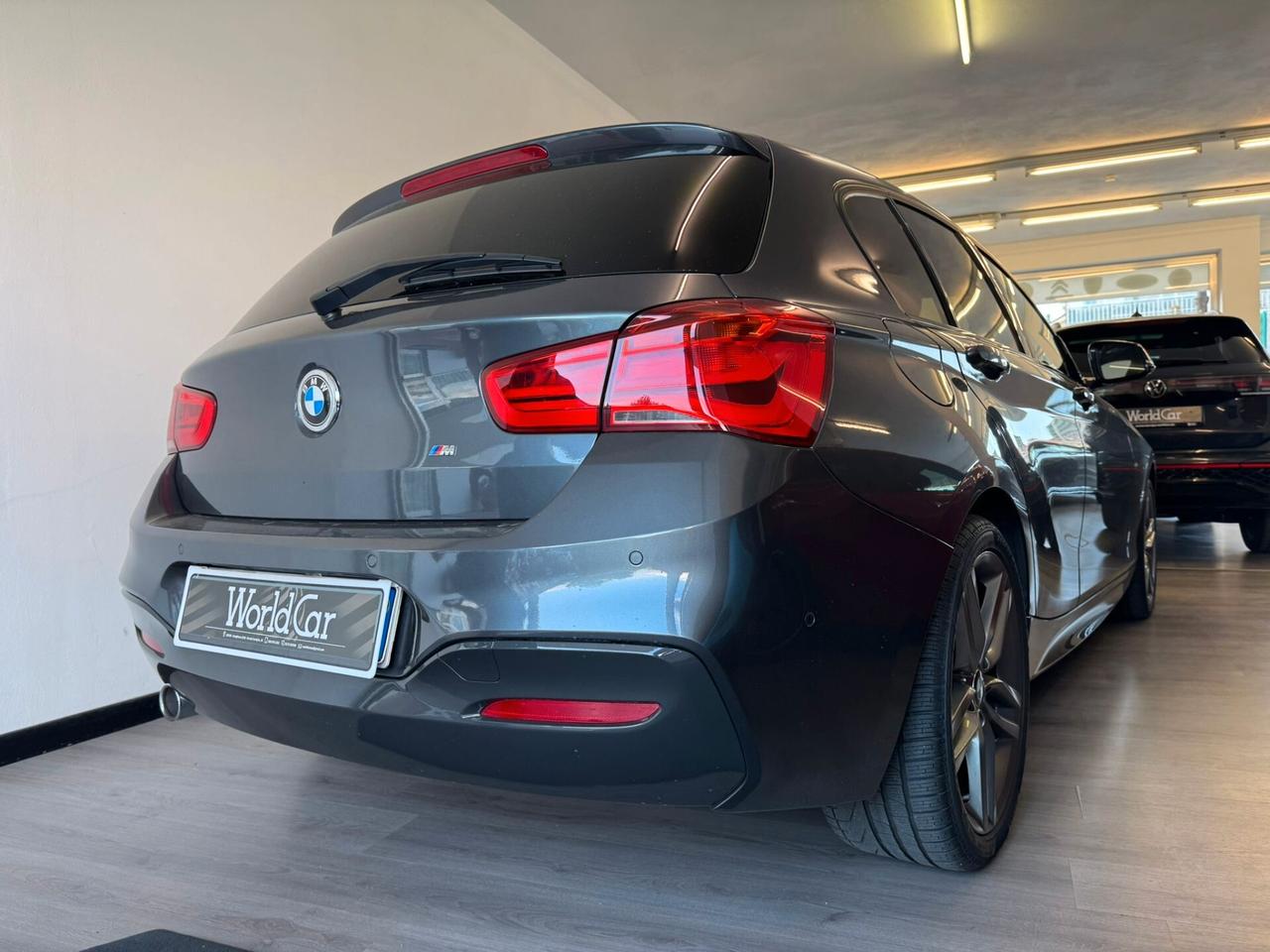 Bmw 118 118d 5p. Msport