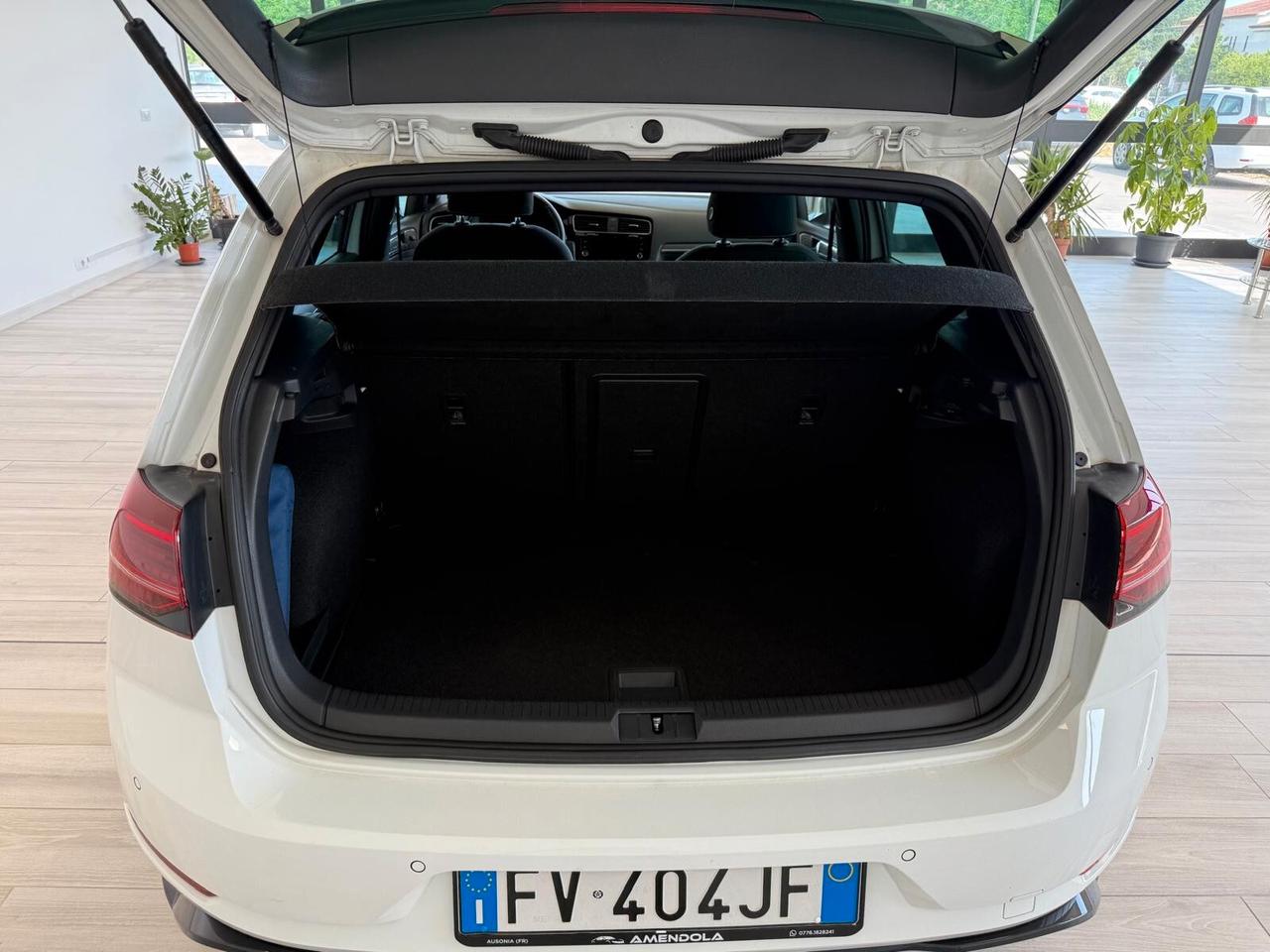 Volkswagen Golf 1.6 R line r line Sport BlueMotion Technology 115 CV 5p.