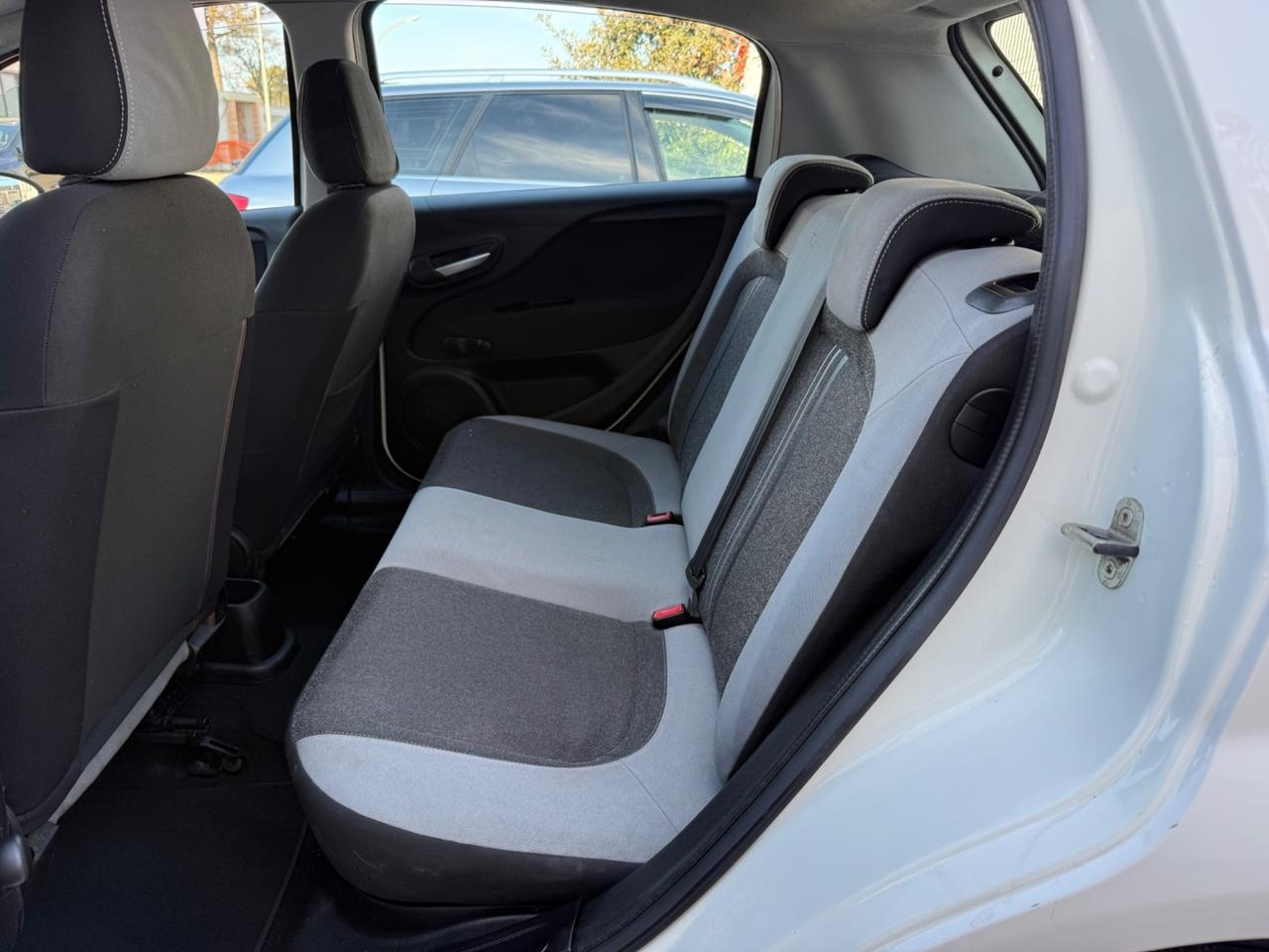 Fiat Punto 1.4 8V 5 porte Natural Power Lounge