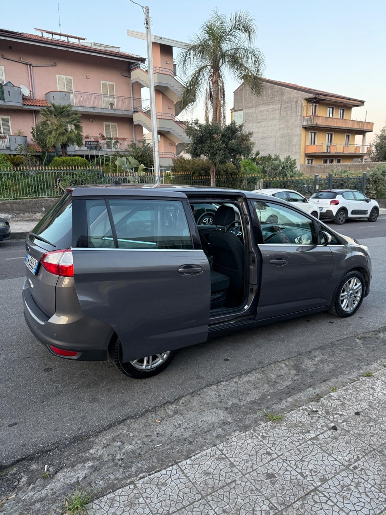 Ford C-Max 1.6 TDCi 115CV 7 Posti