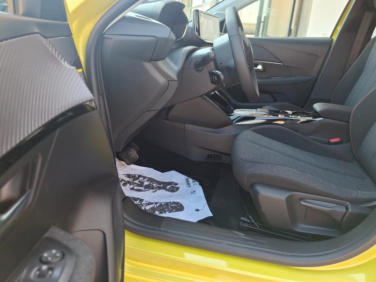 Peugeot 208 Hybrid 110 e-DCS6 Business