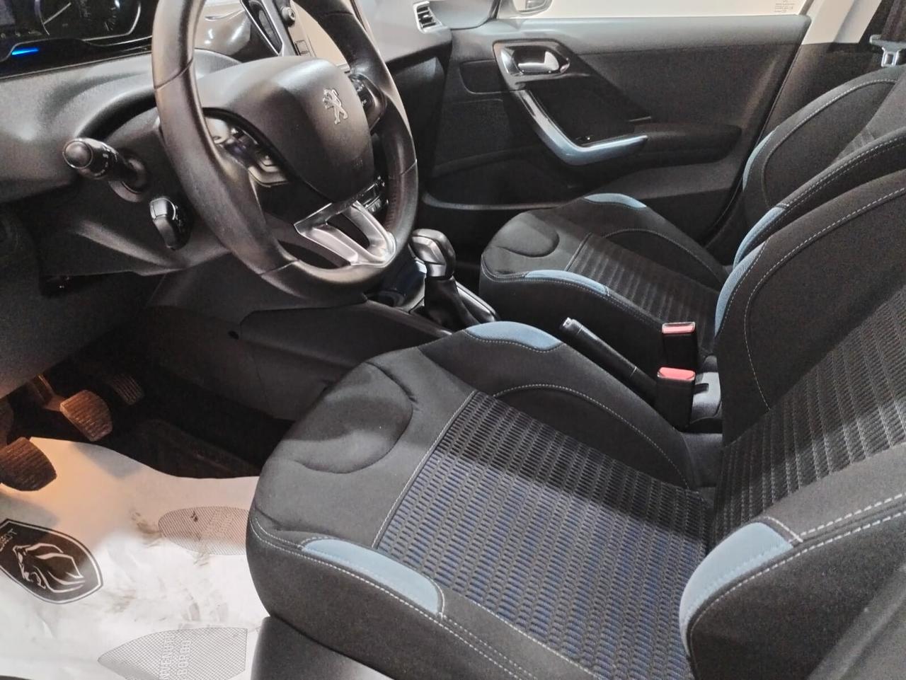 Peugeot 208 1.4 HDi 68 CV 5 porte Allure