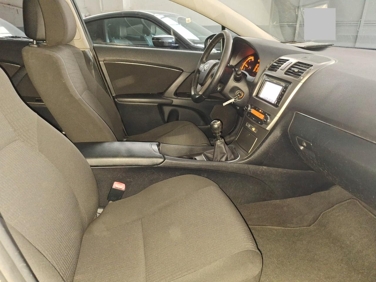 Toyota Avensis 2.0 D-4D Wagon Executive