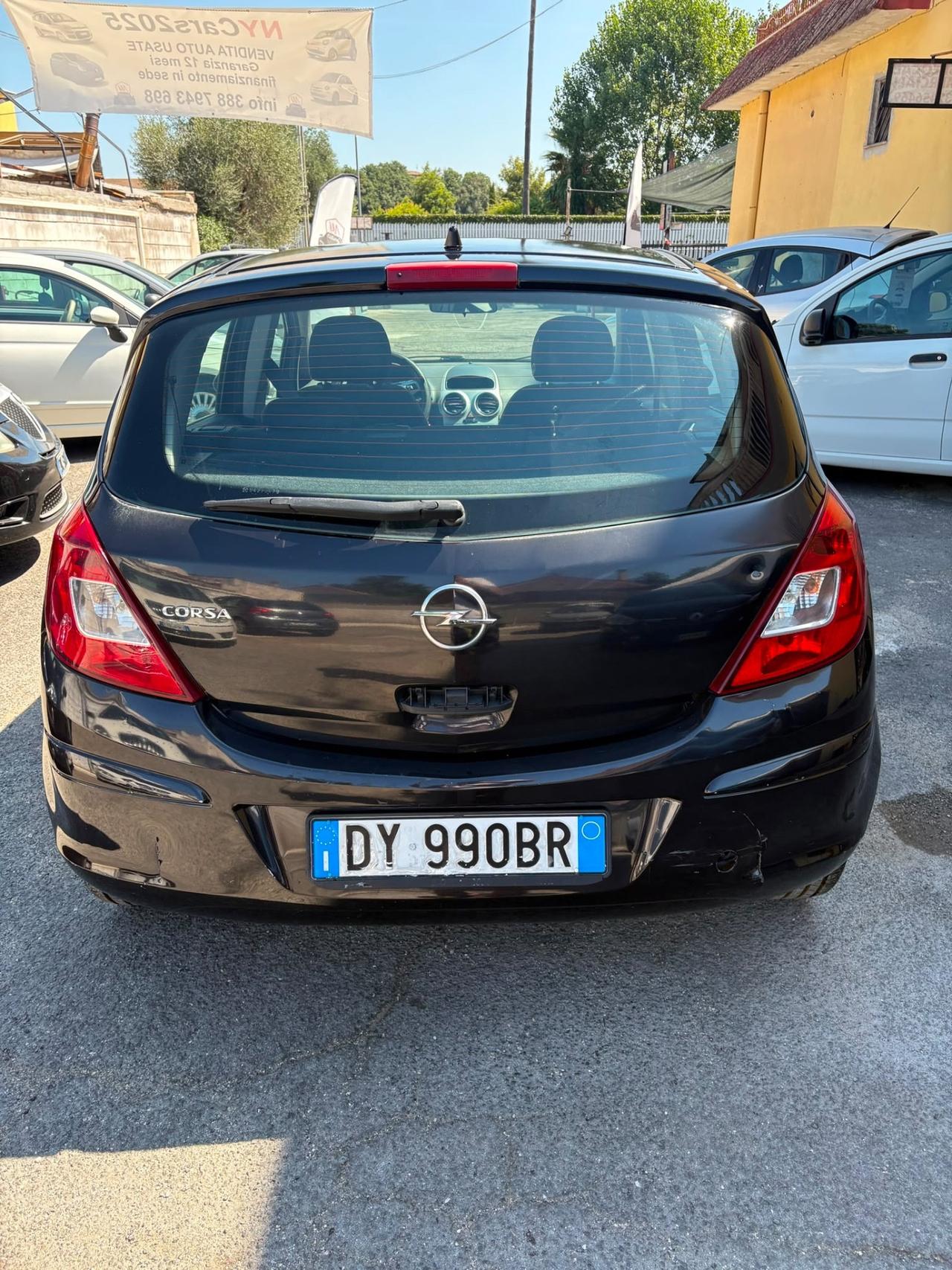 Opel Corsa 1.2 5 porte Club