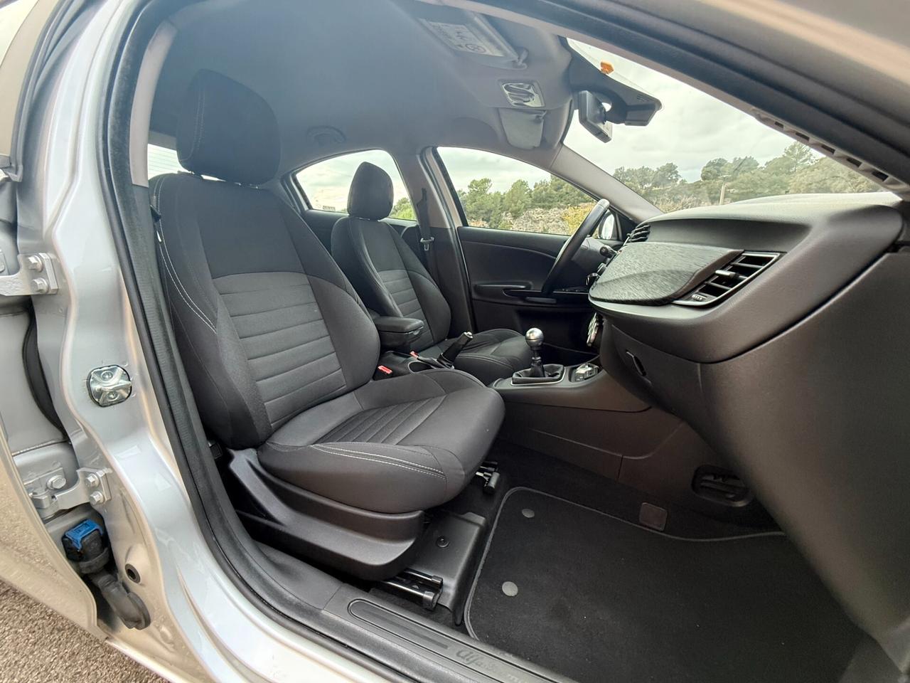 Alfa Romeo Giulietta/1.6 120CV/LED/CERCHI 17"/NEOPATENTATI