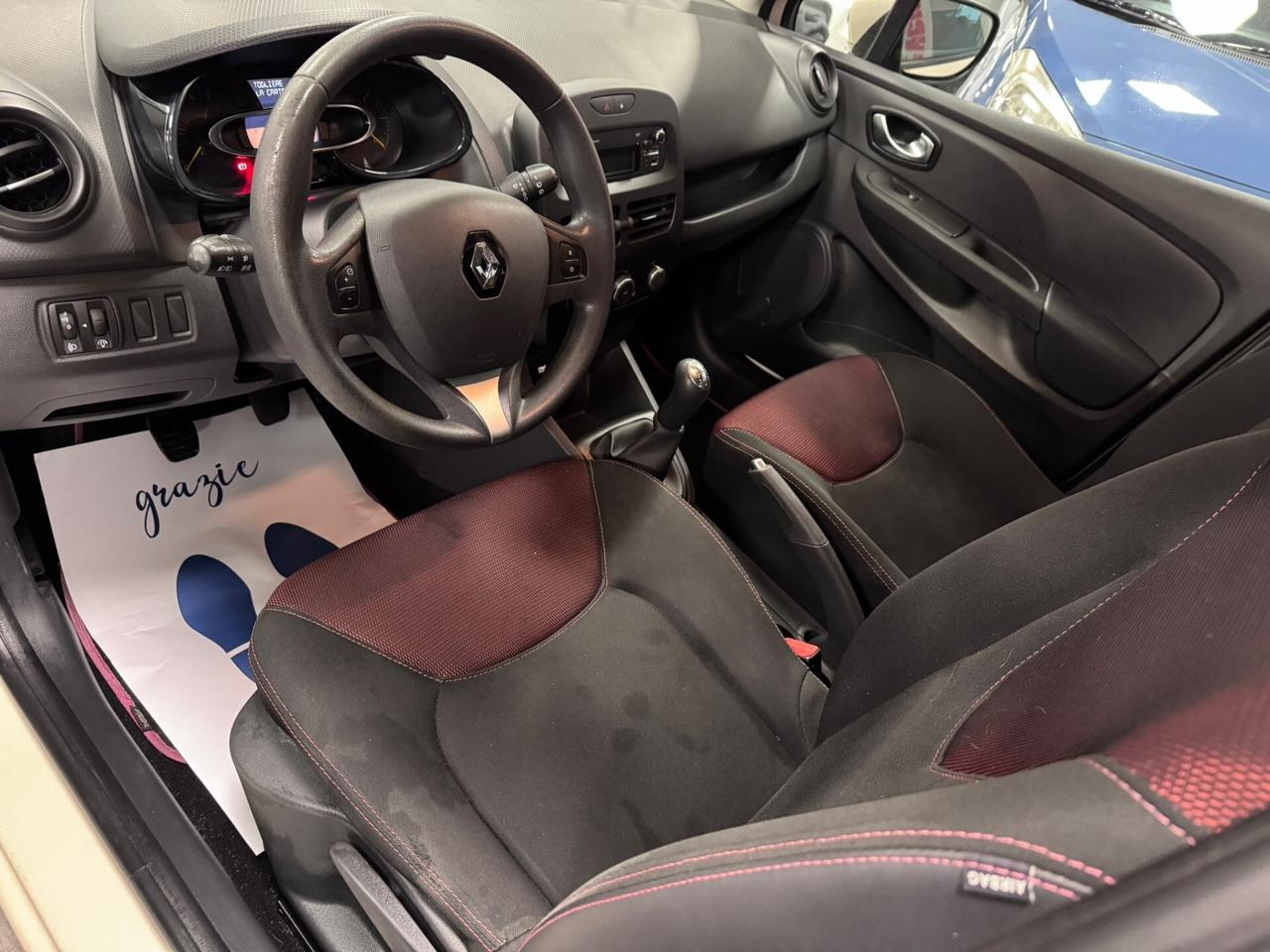 Renault Clio 1.2 75CV 5 porte Live Ok Neopatentati