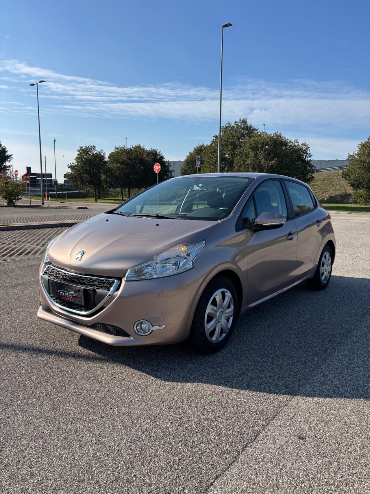 Peugeot 208 1.2 VTi 82 CV 5 porte Allure