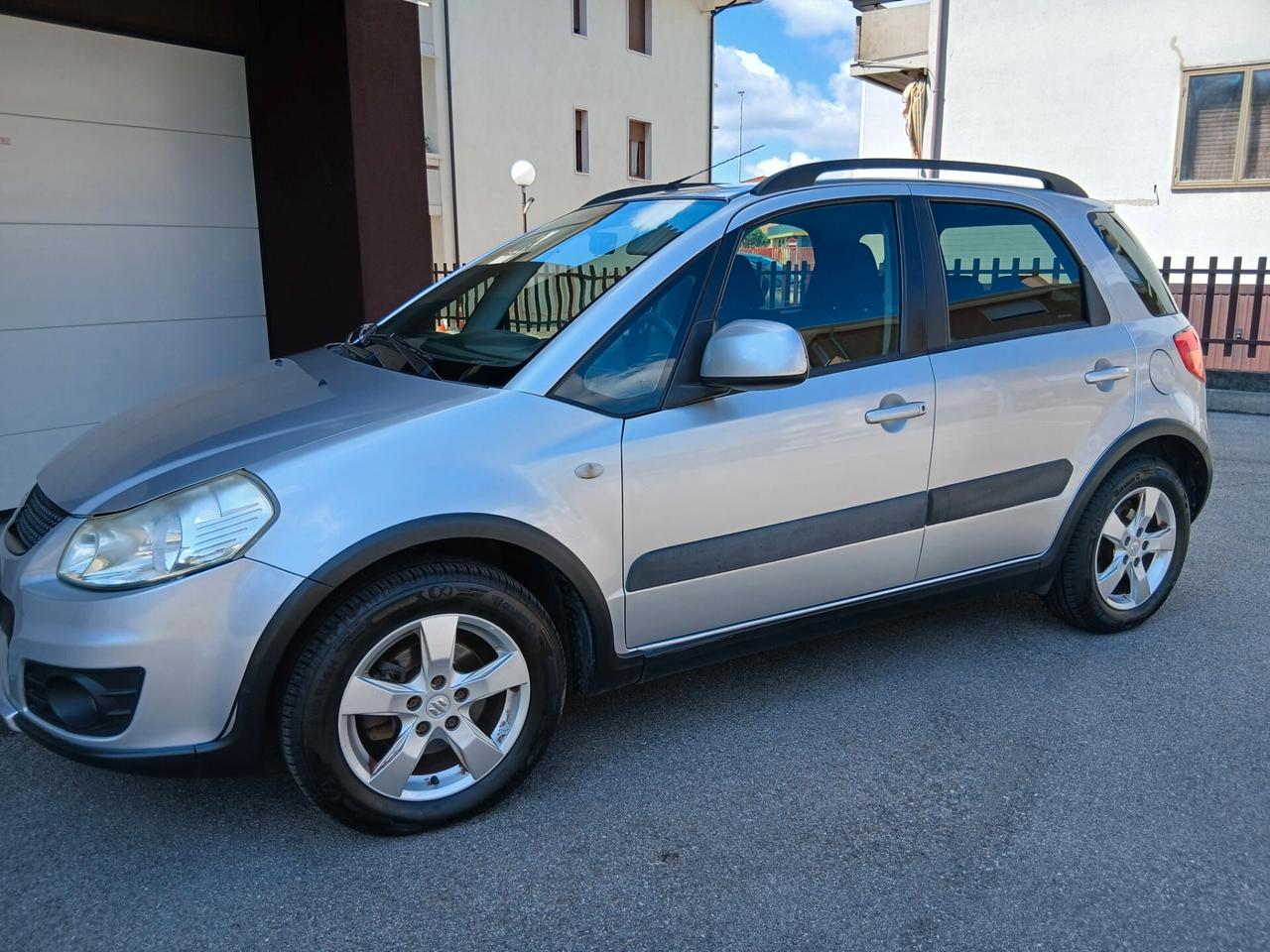 Suzuki SX4 1.6 16V Outdoor Line GLX con impianto GPL