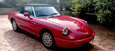Alfa Romeo Spider 2.0i