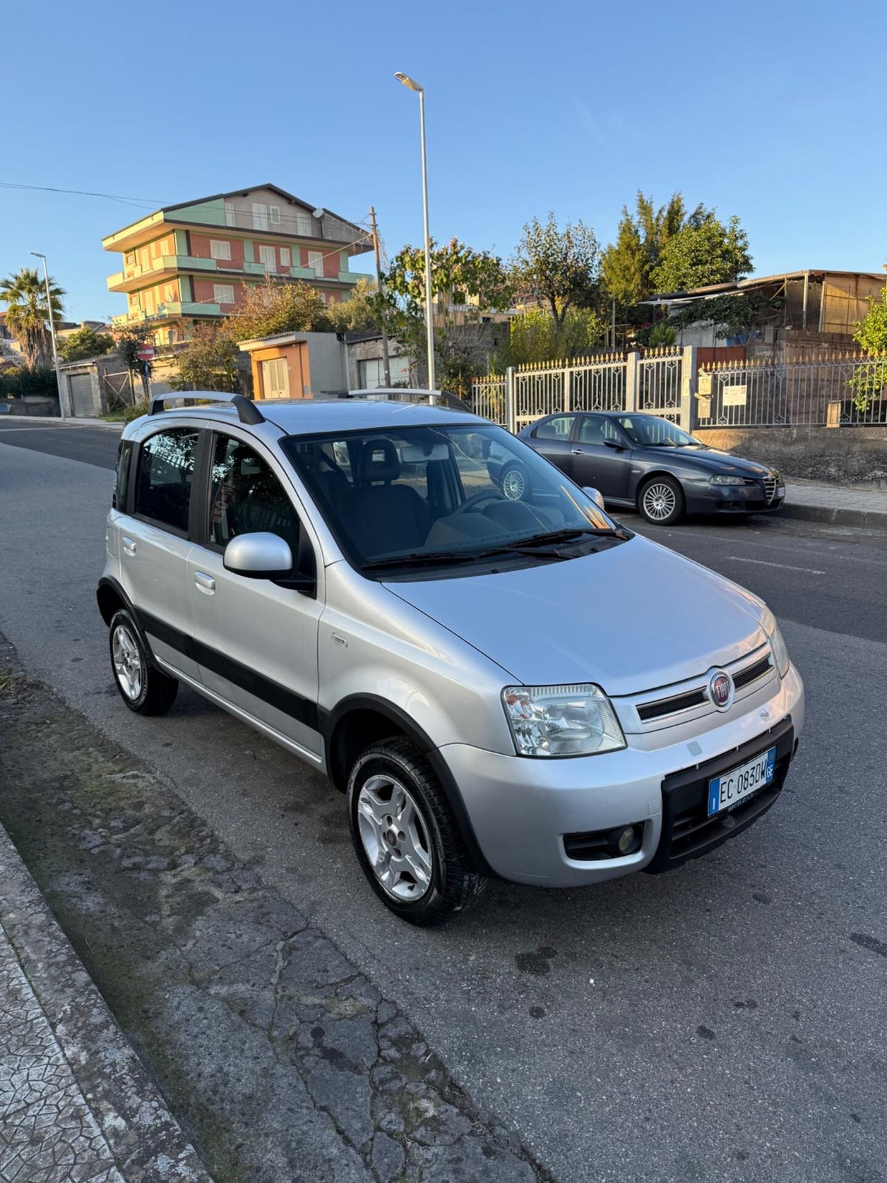Fiat Panda 1.3 MJT 16V DPF 4x4 Climbing