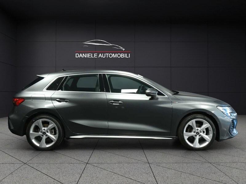 AUDI A3 4ª serie A3 SPB 35 TDI S tronic S line...