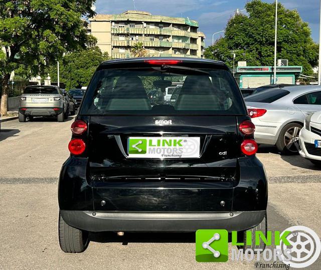 SMART ForTwo 800 40 kW coupé teen cdi special edition