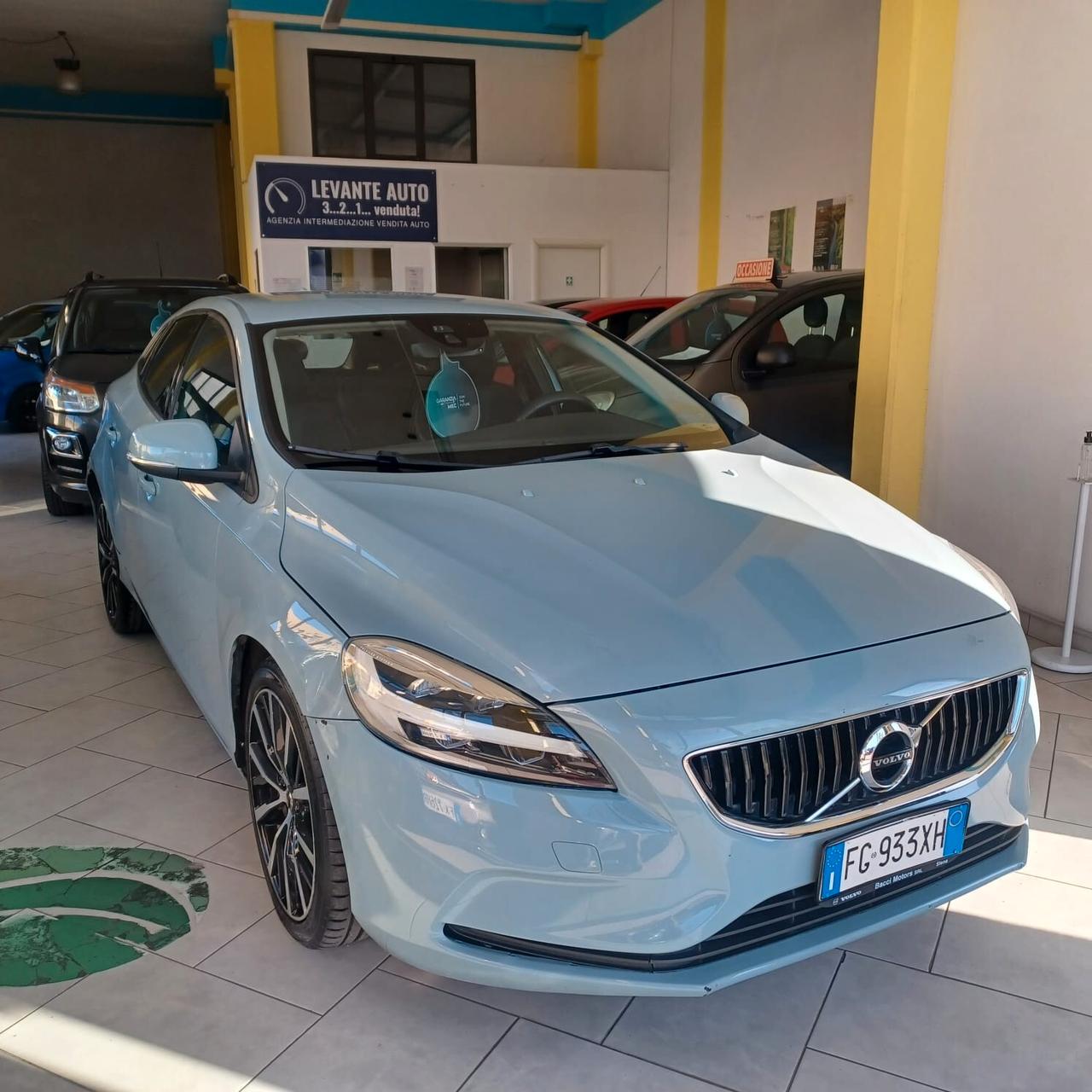 VOLVO V40 OTTIMO STATO GARANZIA 1 2 MESI