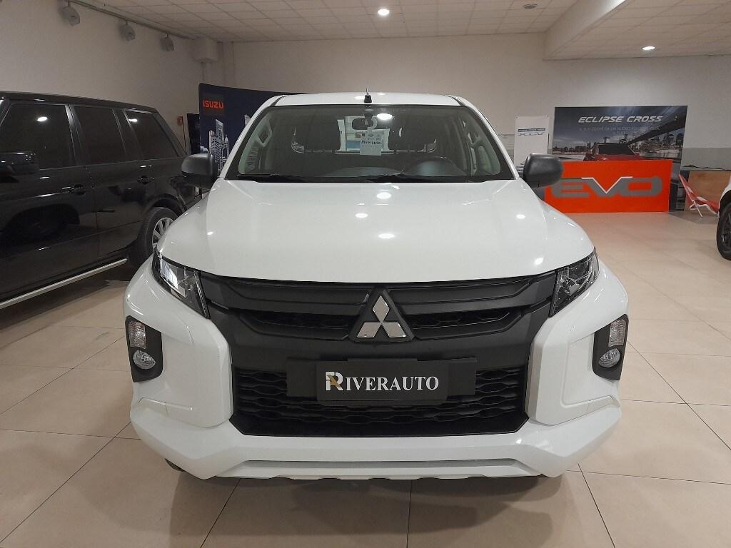MITSUBISHI L200 (2019-2022) L200 2.3 D Club Cab...
