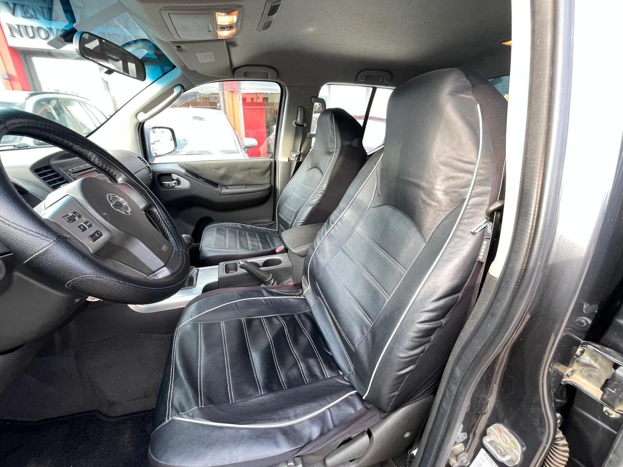 Nissan Navara 2.5 dCi 190CV 4 porte Double Cab Sport