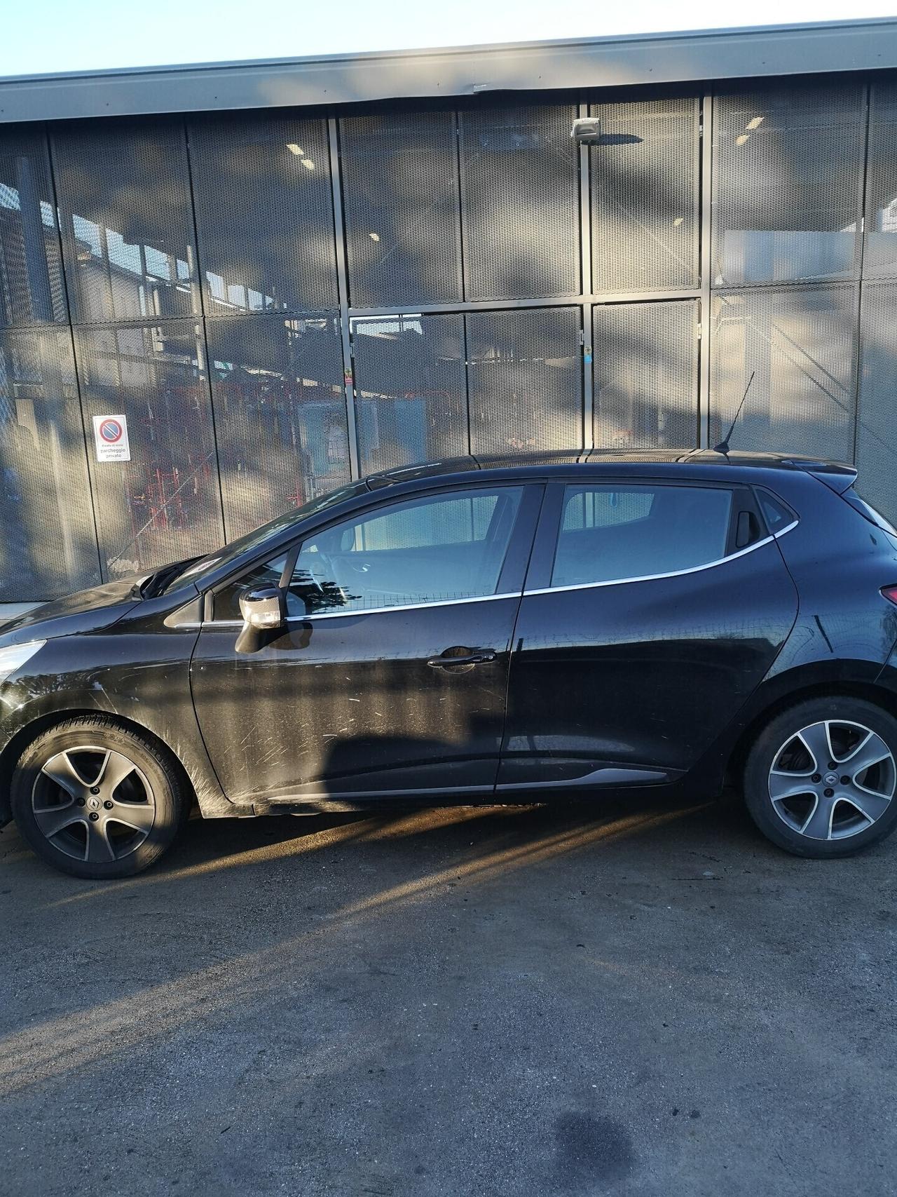 Renault Clio 1.5 Diesel 90 cv - 2014