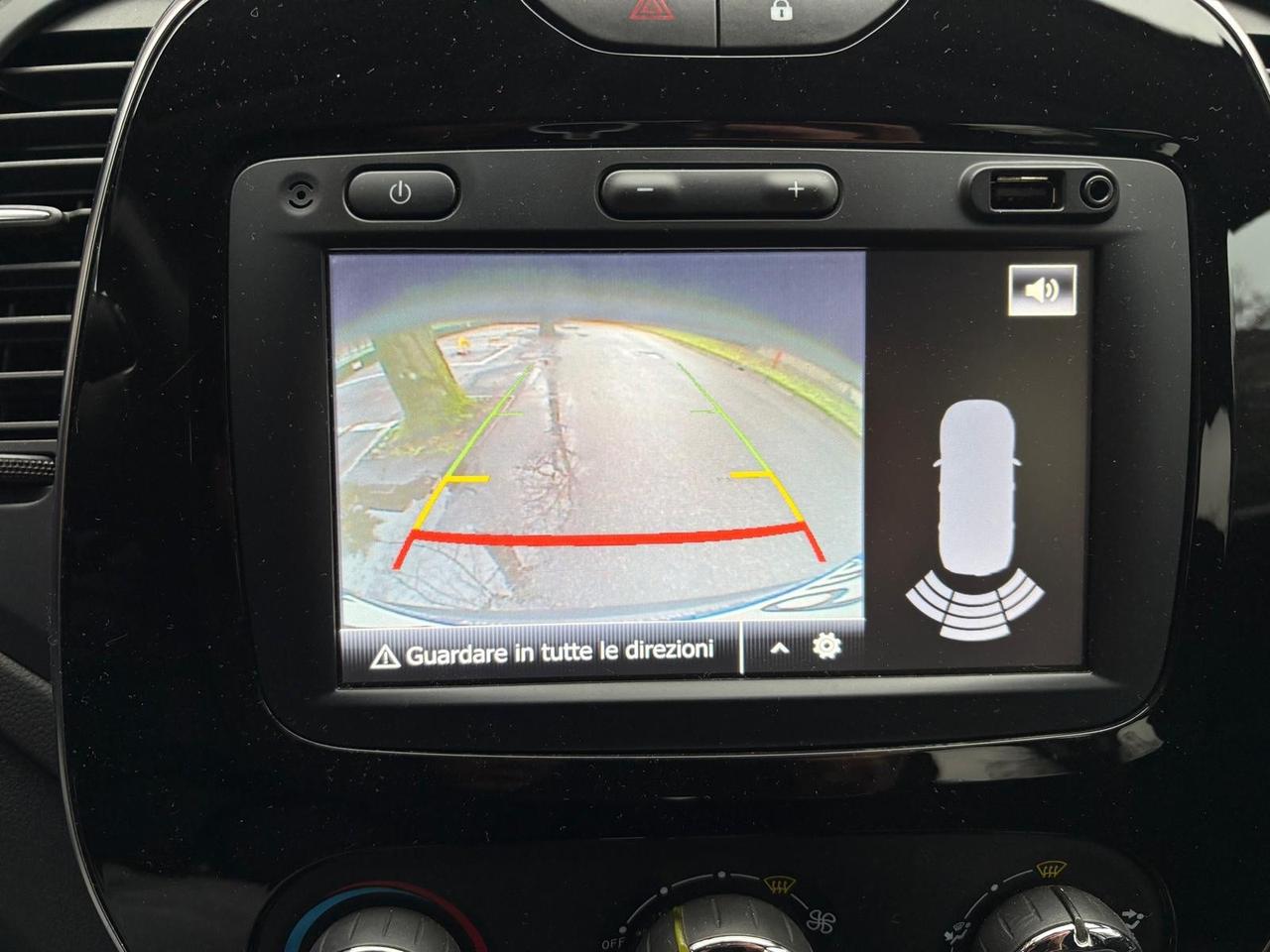 Renault Captur dCi 8V 90 CV EDC Sport Edition2