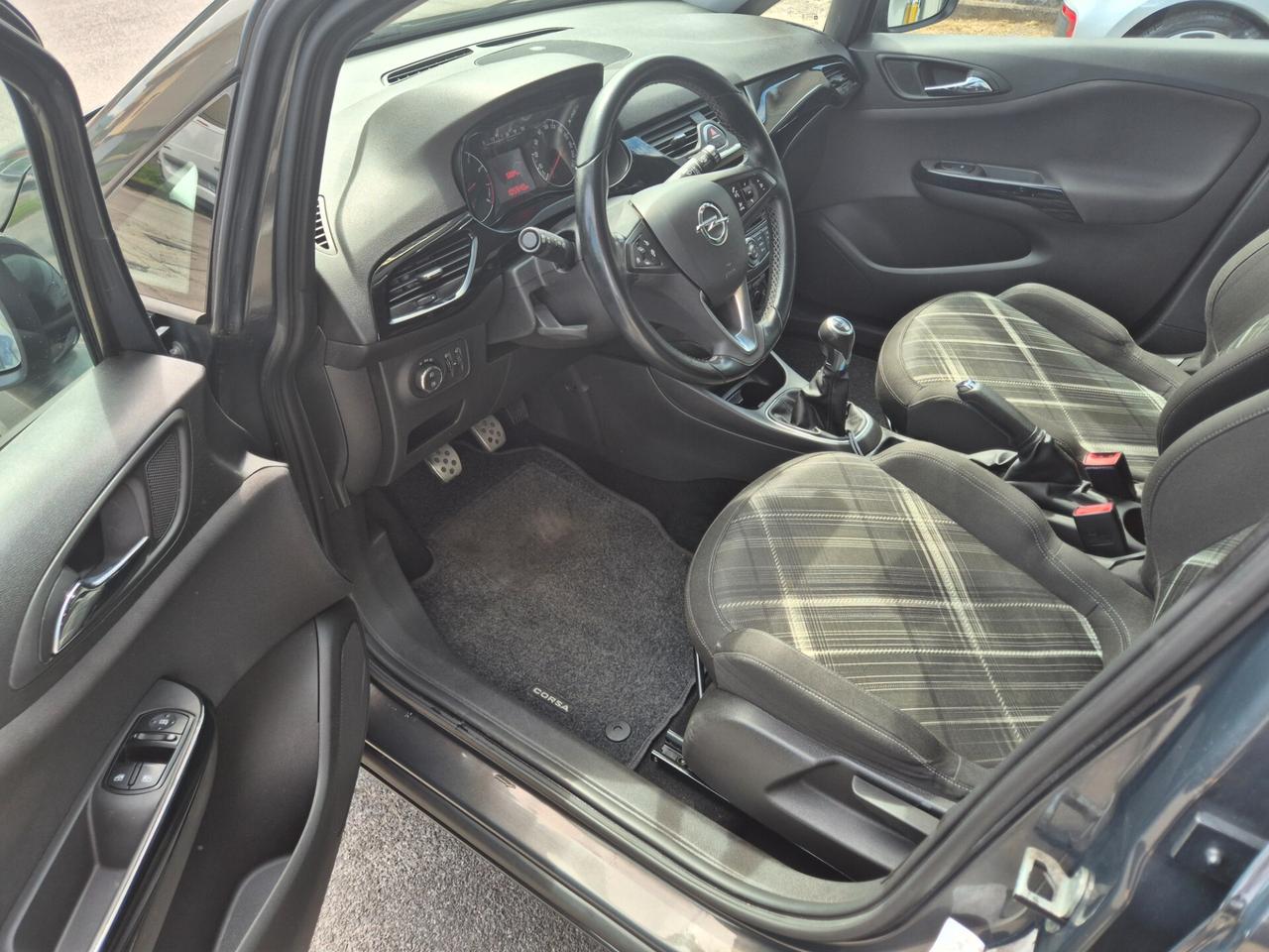Opel Corsa 1.4 90CV GPL Tech 5 porte b-Color KM CERTIFICATI