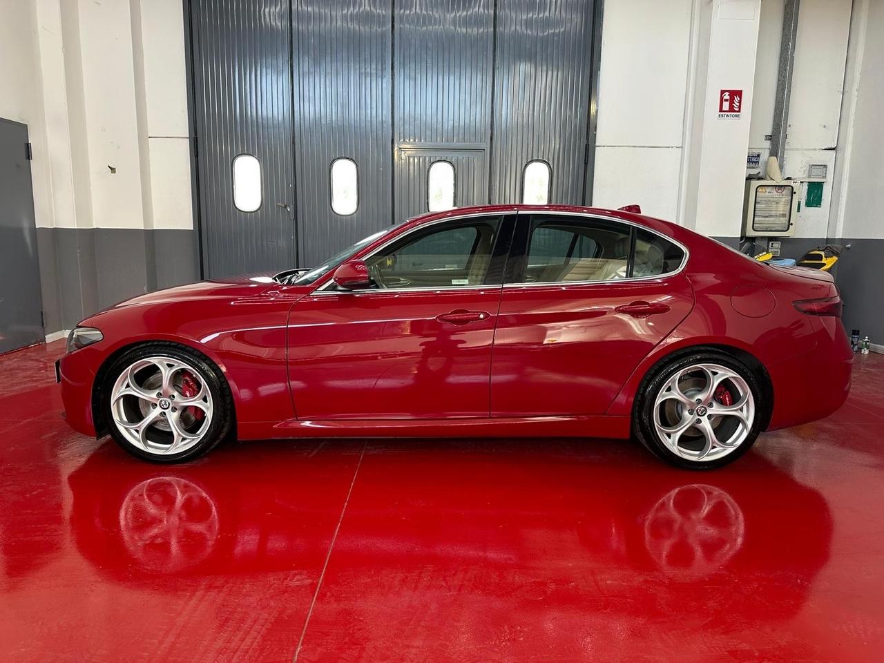 Alfa Romeo Giulia 2.2 Turbodiesel 180CV Super
